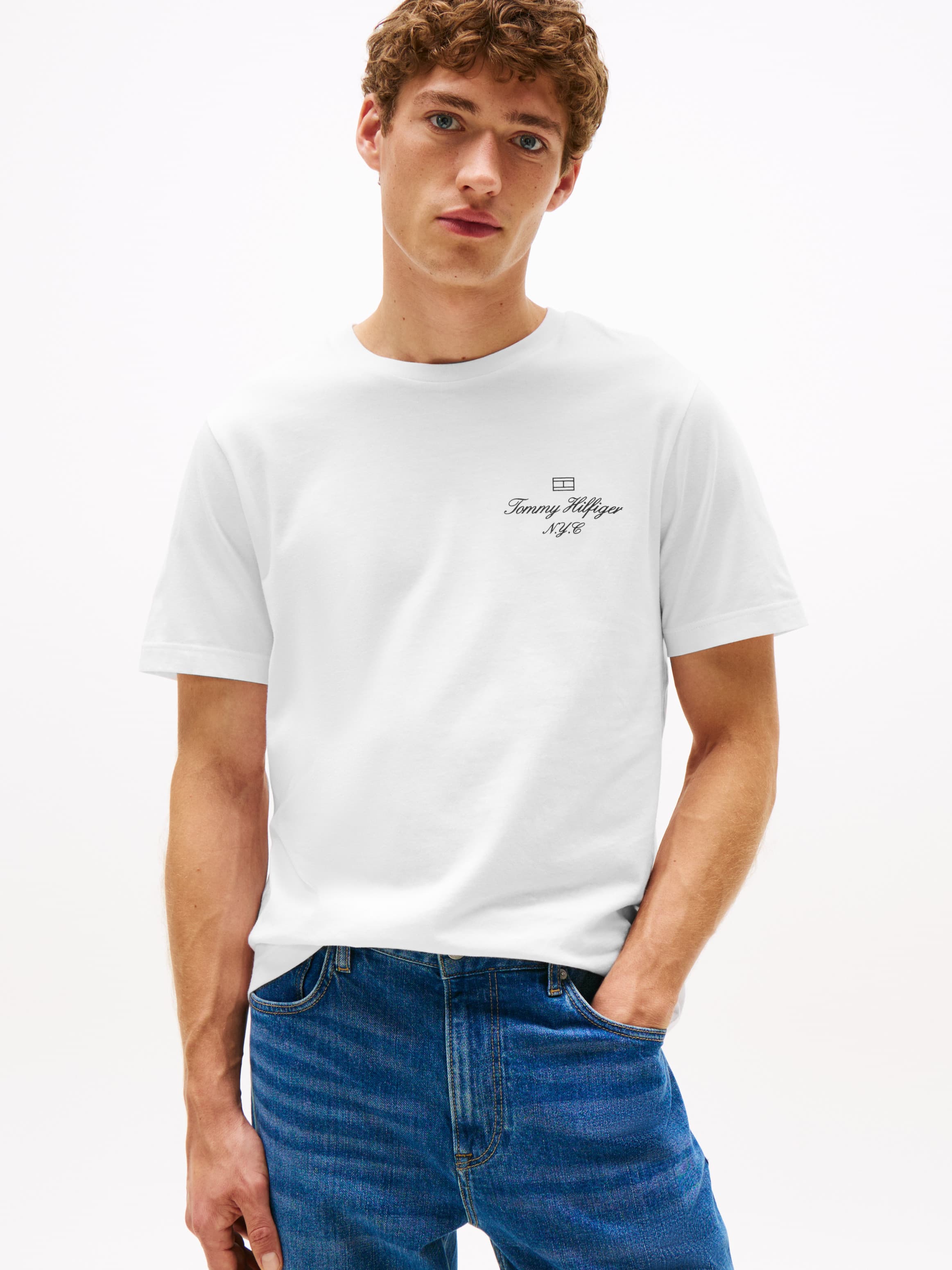 Outline Flag NYC Logo T-Shirt